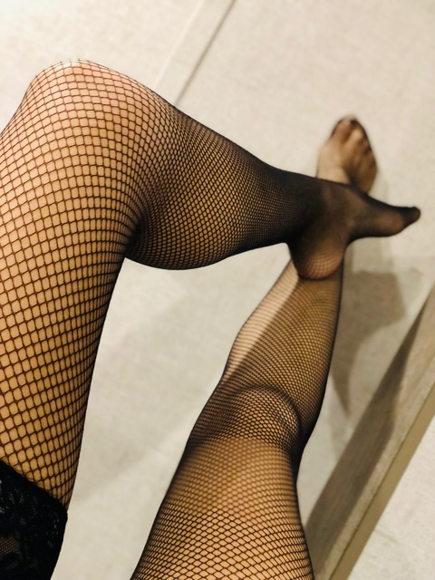 alysenextdoorvip onlyfans leaked picture 2