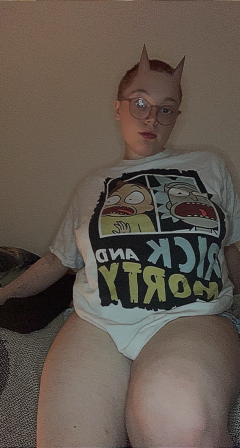 ameliamai998 onlyfans leaked picture 2