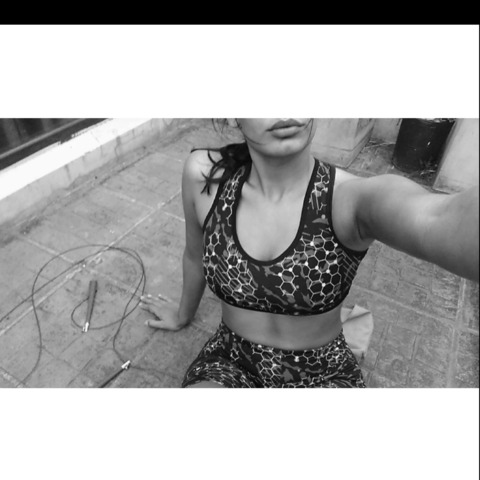 amira00 onlyfans leaked picture 2