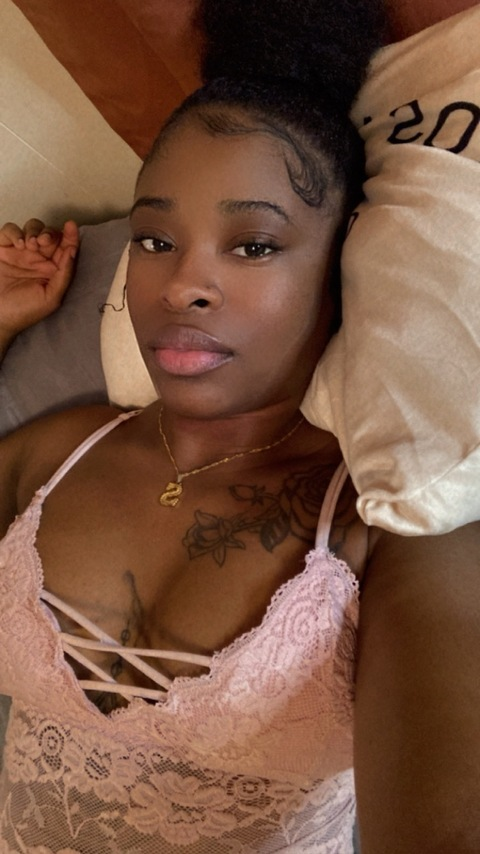 brownsuggaashi onlyfans leaked picture 2