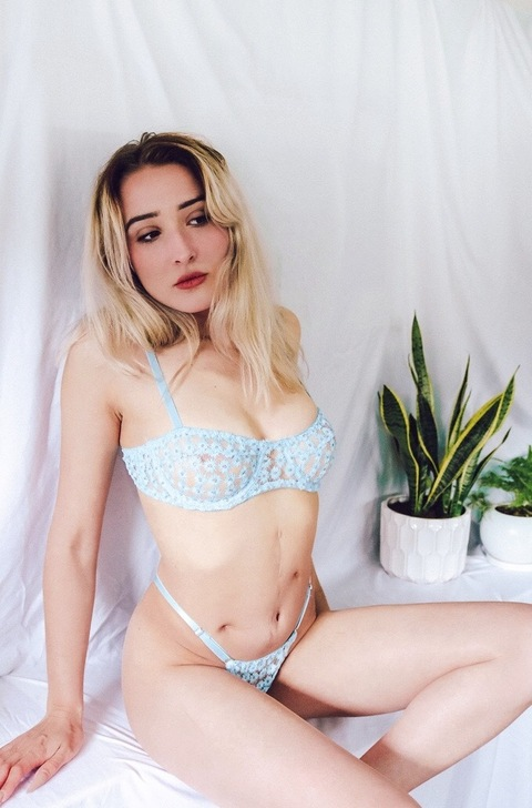 ebaby99 onlyfans leaked picture 2