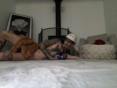 inkedwhiteboii onlyfans leaked picture 2