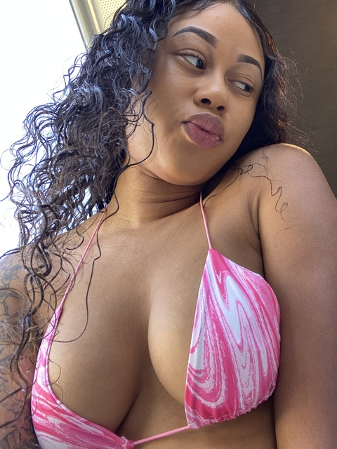 islandrubyy onlyfans leaked picture 2