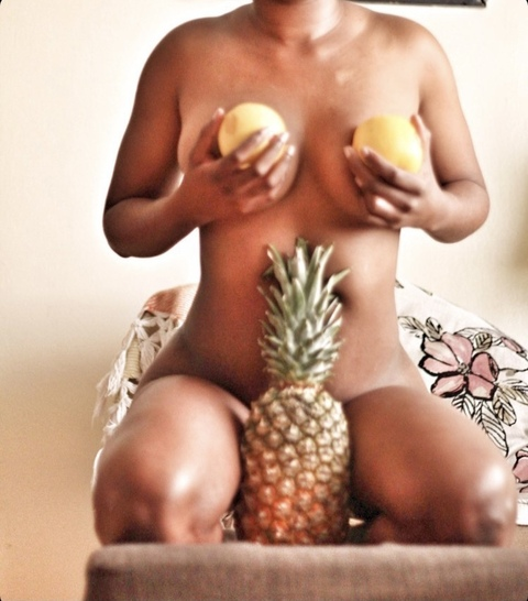 jamaicanspice onlyfans leaked picture 2