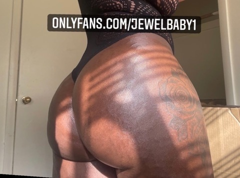 jewelbaby1 onlyfans leaked picture 2