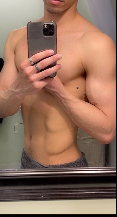 makia1989 onlyfans leaked picture 2