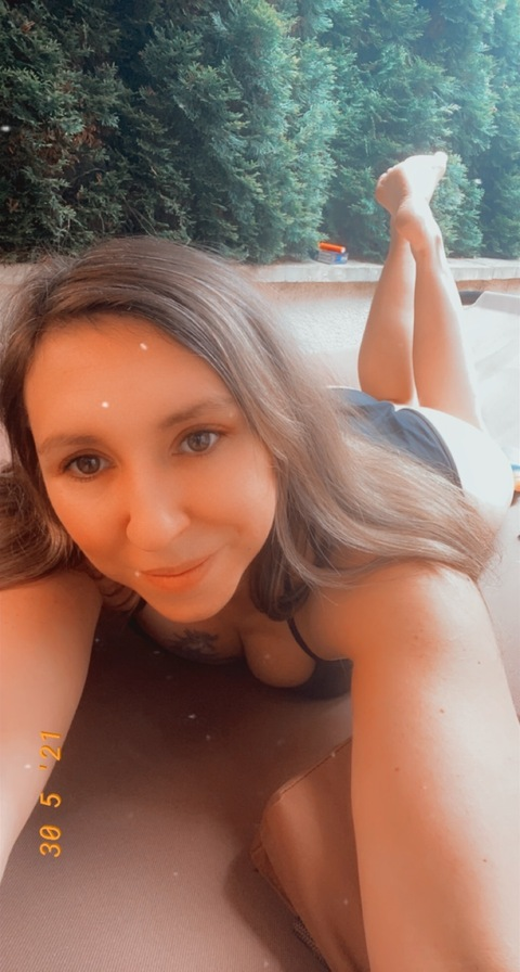 missmagic1606 onlyfans leaked picture 2