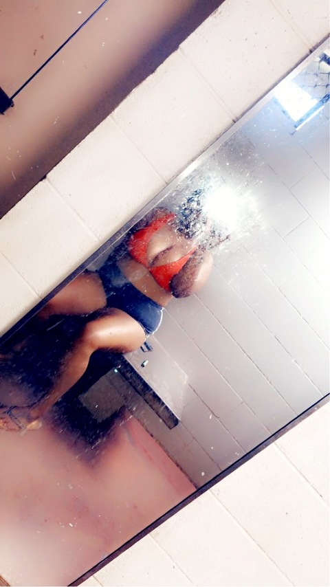 moaaaaani onlyfans leaked picture 2
