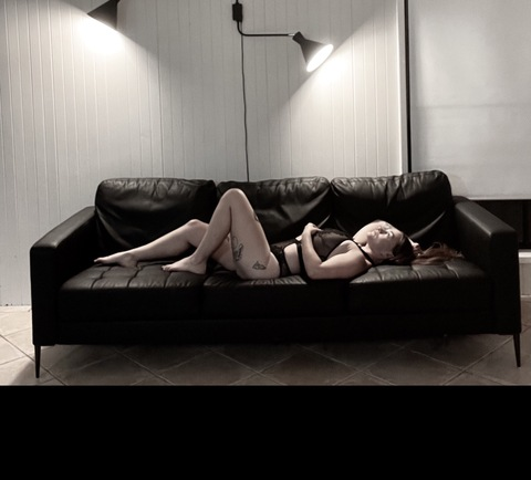 mystic207 onlyfans leaked picture 2