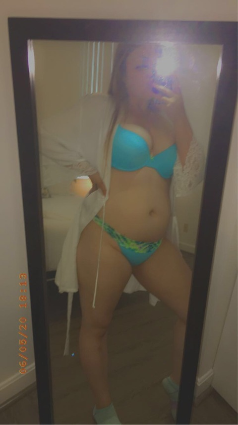 nunumarie11 onlyfans leaked picture 2
