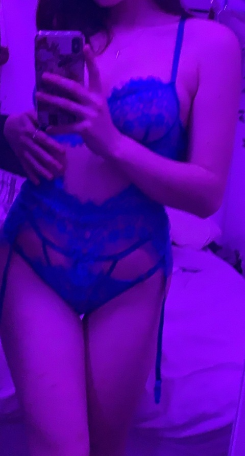 olivelxuise onlyfans leaked picture 2