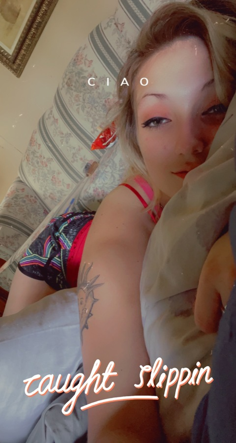peachescream555 onlyfans leaked picture 2