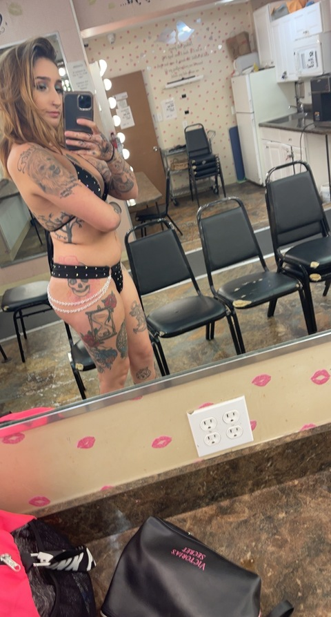 scarlettletter.a onlyfans leaked picture 2
