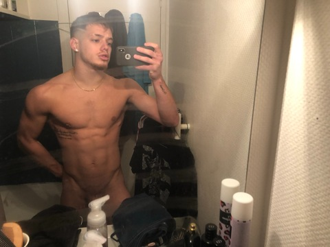 sensai18 onlyfans leaked picture 2