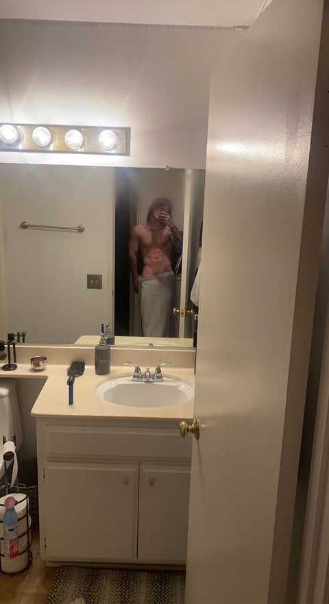 tattedgrunge onlyfans leaked picture 2