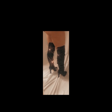 u210417939 onlyfans leaked picture 2