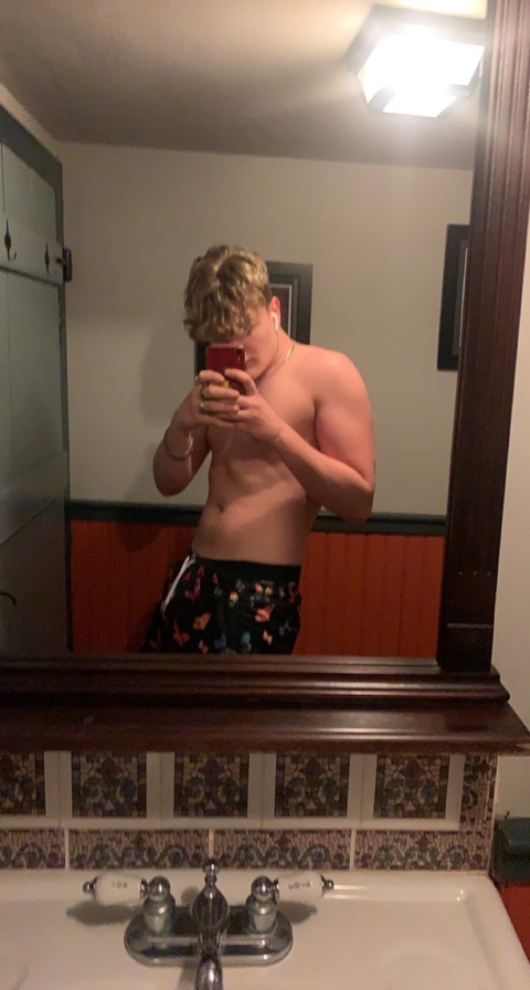 urboinoel onlyfans leaked picture 2