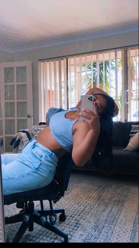 wahinebabyyy onlyfans leaked picture 2